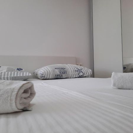 נאום Apartmani Perla מראה חיצוני תמונה