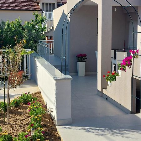 נאום Apartmani Perla מראה חיצוני תמונה