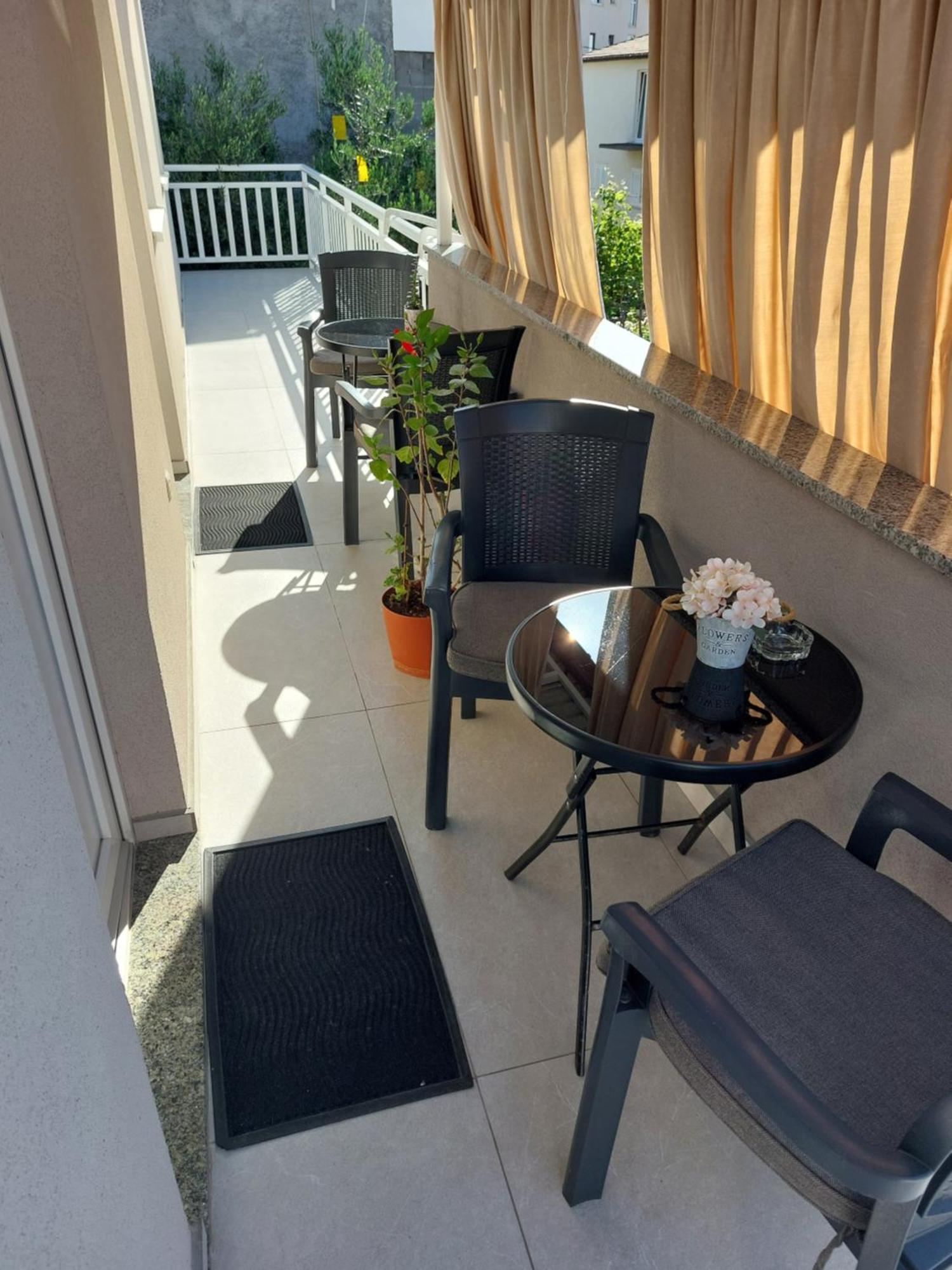 נאום Apartmani Perla מראה חיצוני תמונה